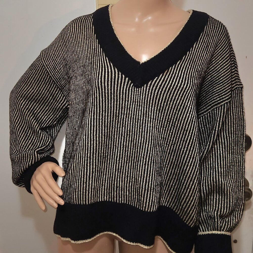 V-neck Pullover Sweater